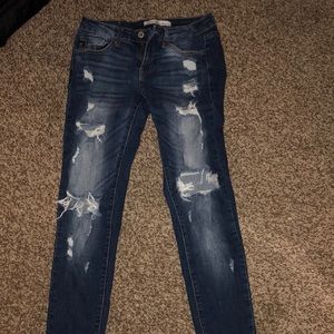 Kancan skinny jeans from the buckle!